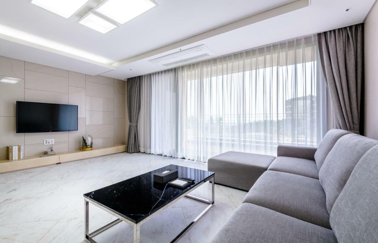 Отель Seaside Arden Согвипхо Экстерьер фото