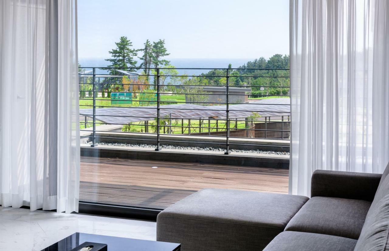 Отель Seaside Arden Согвипхо Экстерьер фото